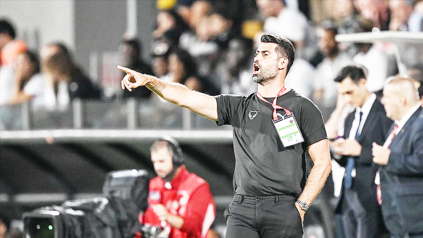 Hatayspor Teknik Direktörü Volkan Demirel, takımının oynadığı futboldan memnun